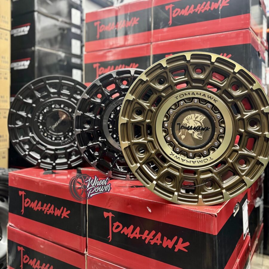 Yakama Tomahawk Yakama Black Tint 17" 5x120 VW Transporter T5/T6