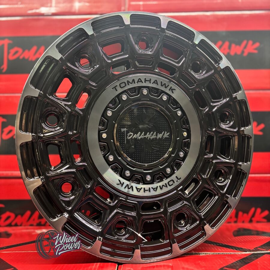 YakamaBLKPOL 1 Tomahawk Yakama Black Tint 17" 5x120 VW Transporter T5/T6