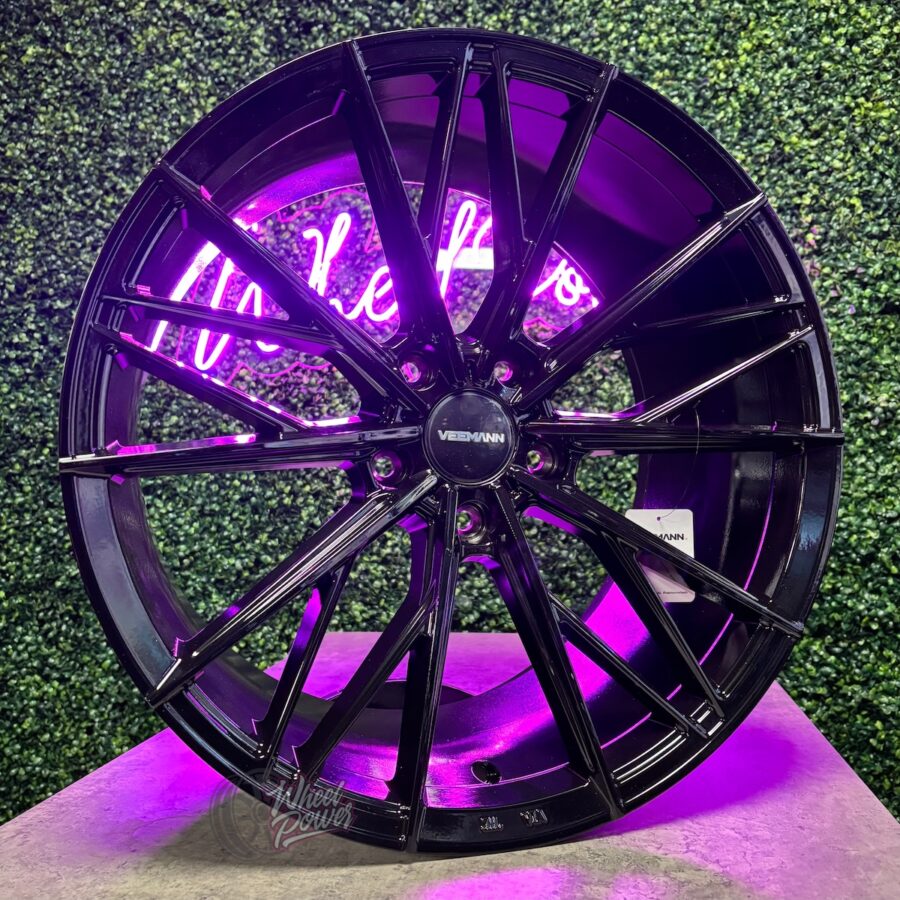 VFS60 1 Veemann V-FS60 Gloss Black 19" 5x120 BMW