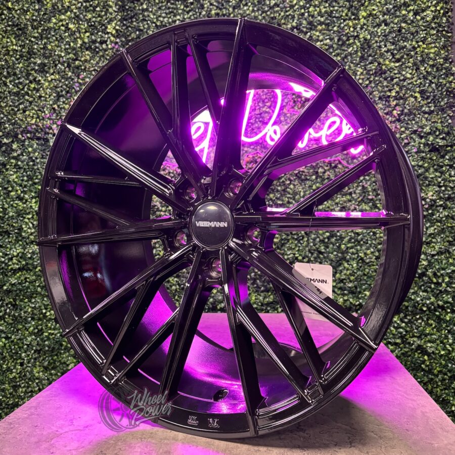 VFS60 2 Veemann V-FS60 Gloss Black 19" 5x120 BMW