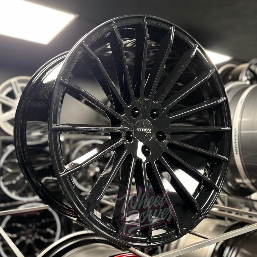 Strom STR4 Gloss Black 10.5x22" & 11.5x22" 5x120 - BMW X5 F15 X6 F16